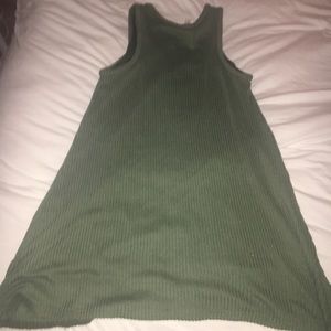 L “Final Touch” knitted dark green dress